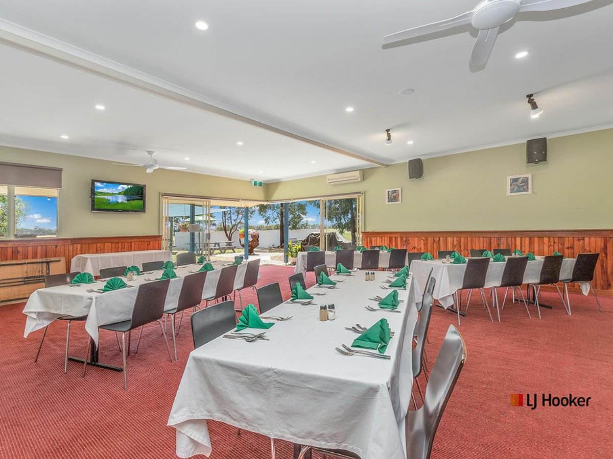 Falcon Hotel 7784 Murray Valley Highway, Echuca For Sale by Farmbuy.com - image 5