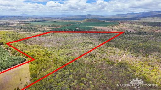 Farm For Sale - QLD - Mareeba - 4880 - Creek Frontage, Elevated Views - Lifestyle & Grazing Block – Cairns Side of Mareeba 