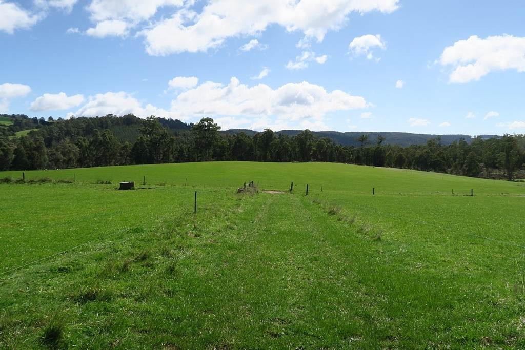 34 Watts Road, Paradise Sold by Farmbuy.com - image 10