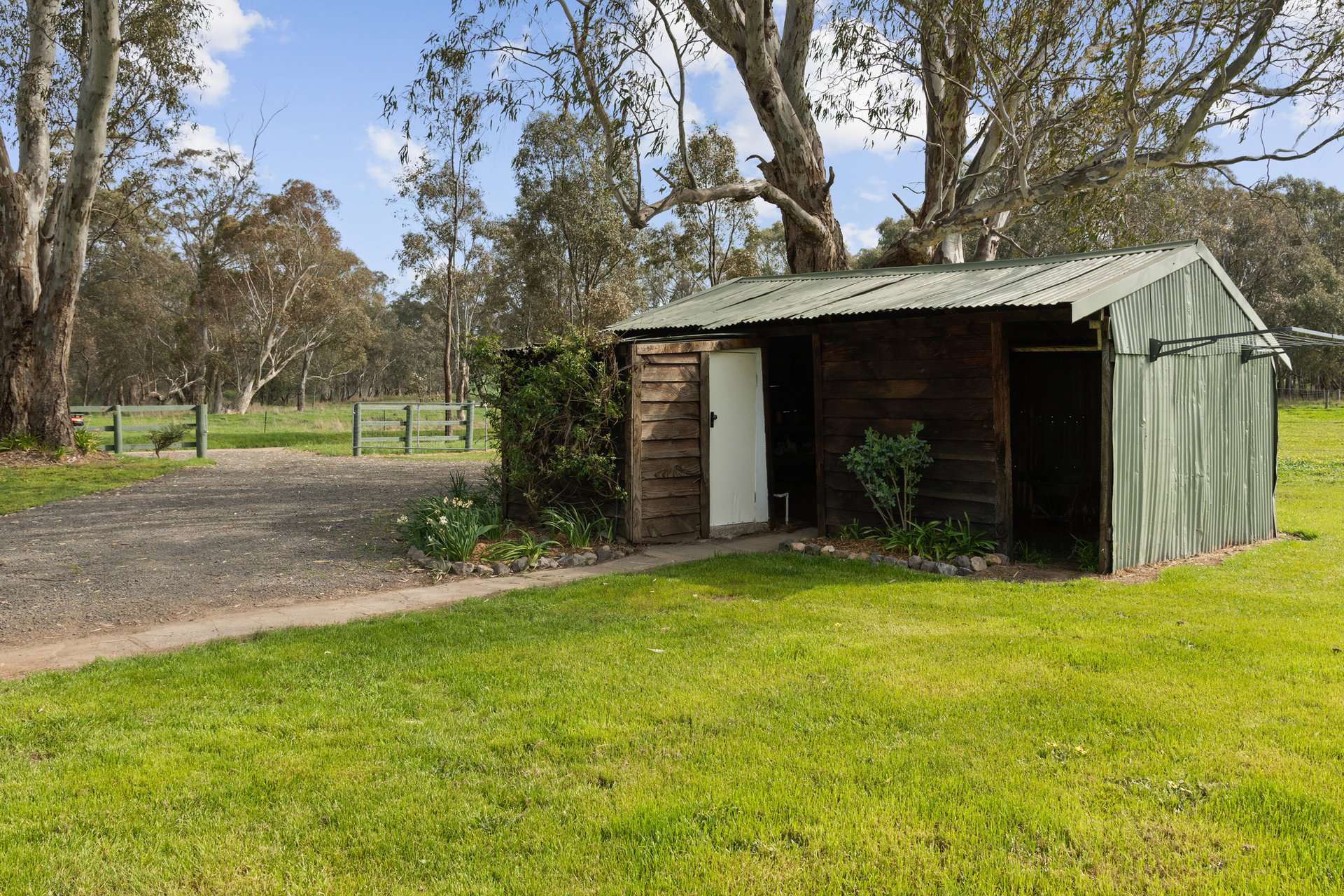 93 Church Lane, Gooram Via, Euroa For Sale by Farmbuy.com - image 11
