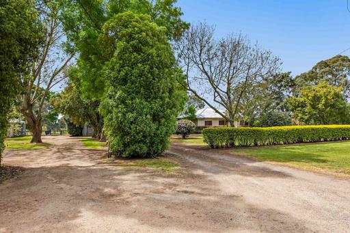 17 Camerons Lane, Waubra VIC 3352