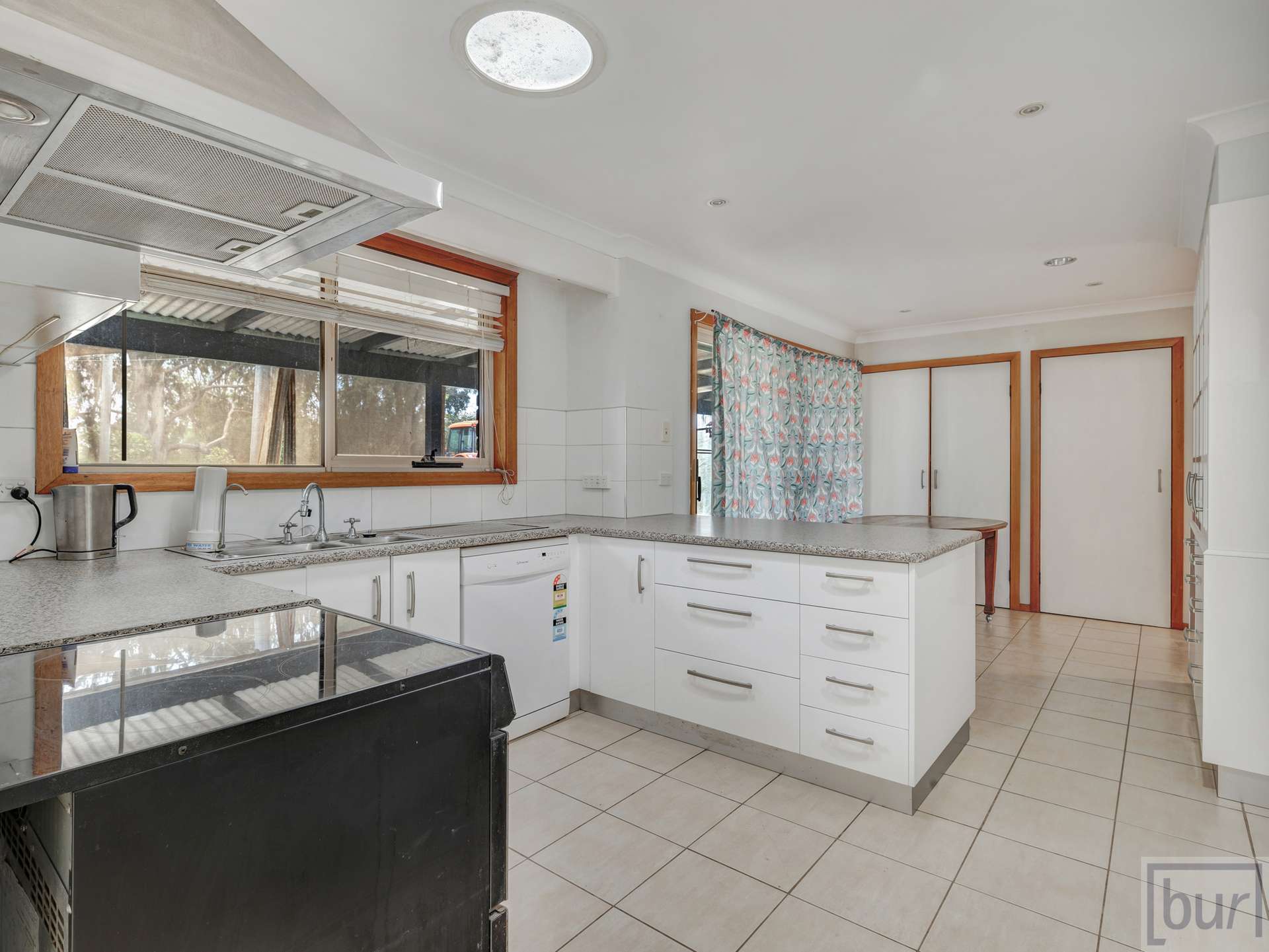 2035 Boorhaman Road, Peechelba East For Sale by Farmbuy.com - image 4