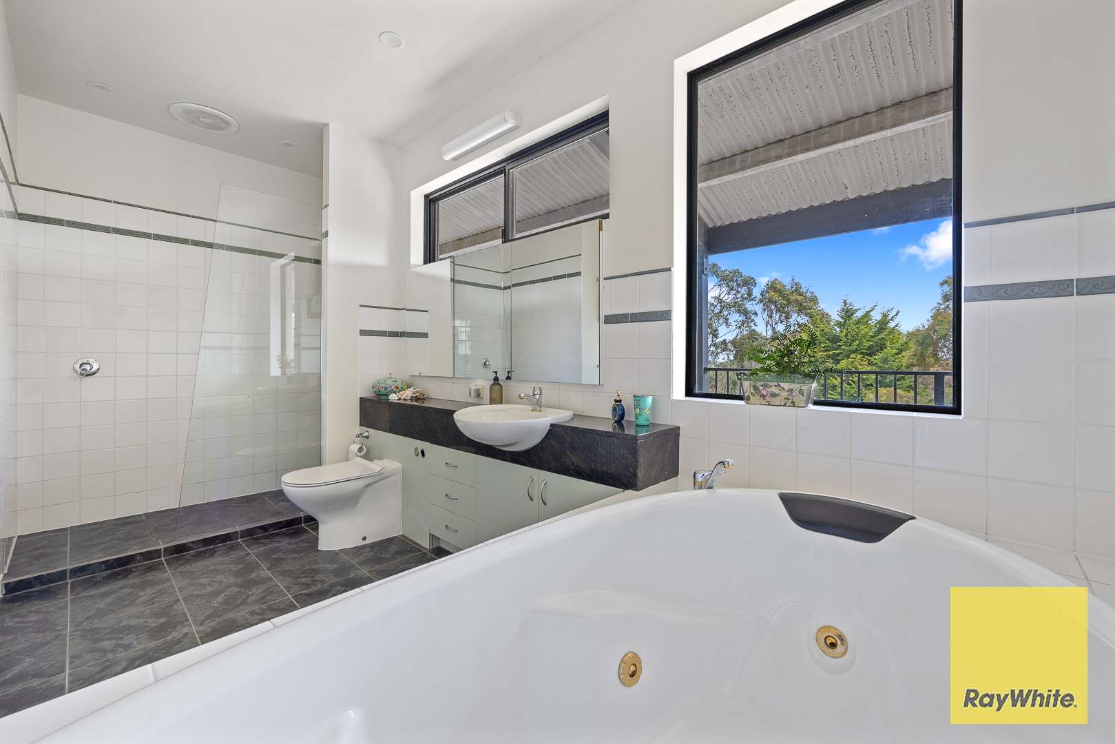 360 O'Grady's Ridge Rd, Foster For Sale by Farmbuy.com - image 21