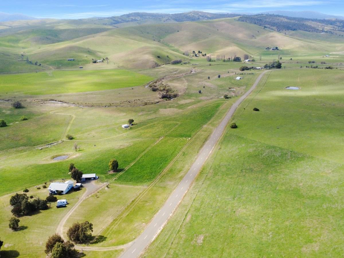 312 Omeo Valley Road, Omeo For Sale by Farmbuy.com - image 23