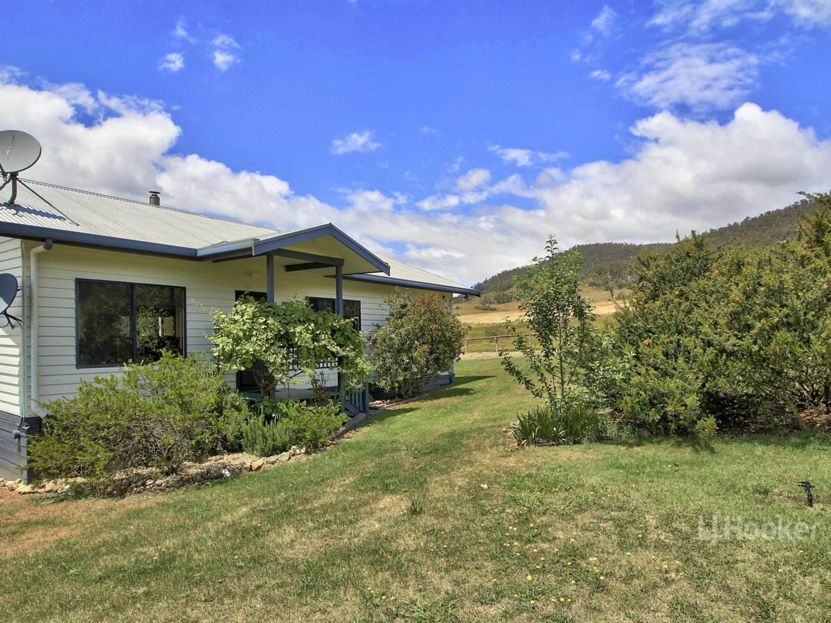312 Omeo Valley Road, Omeo For Sale by Farmbuy.com - image 3