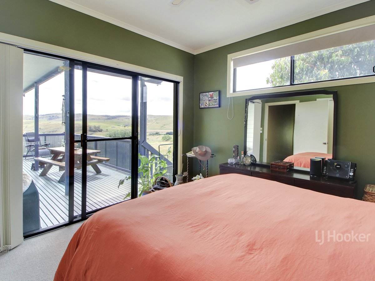 312 Omeo Valley Road, Omeo For Sale by Farmbuy.com - image 12