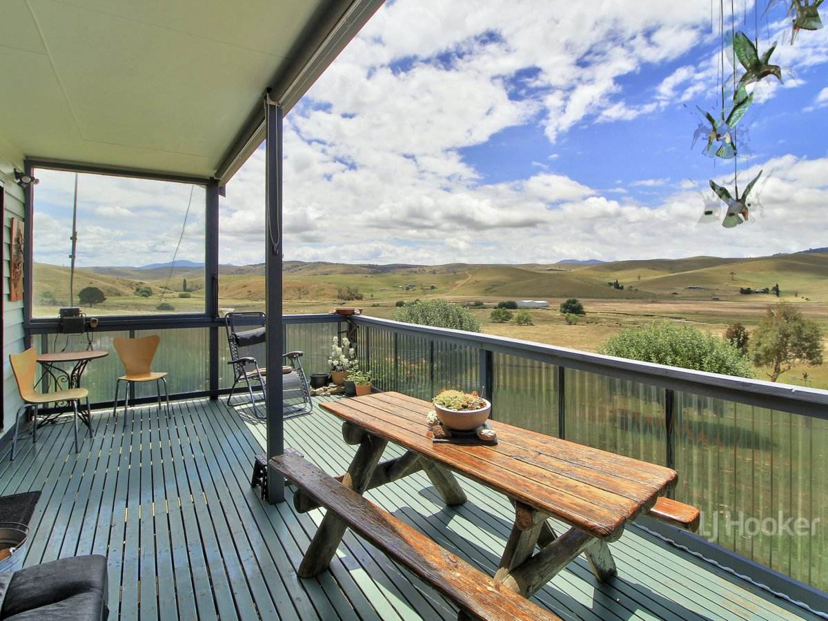 312 Omeo Valley Road, Omeo For Sale by Farmbuy.com - image 2