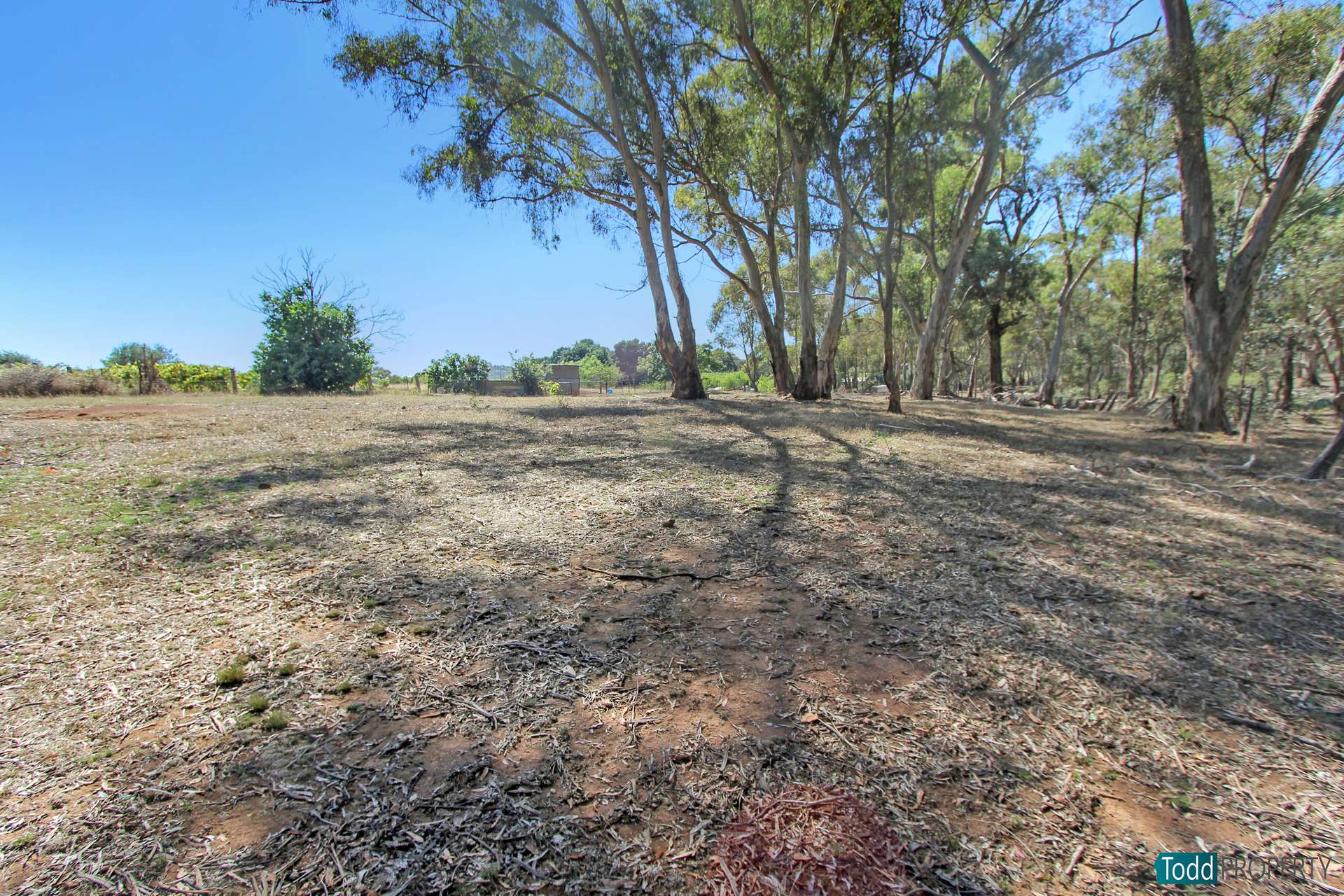 2 Ellis Road, Heathcote For Sale by Farmbuy.com - image 8