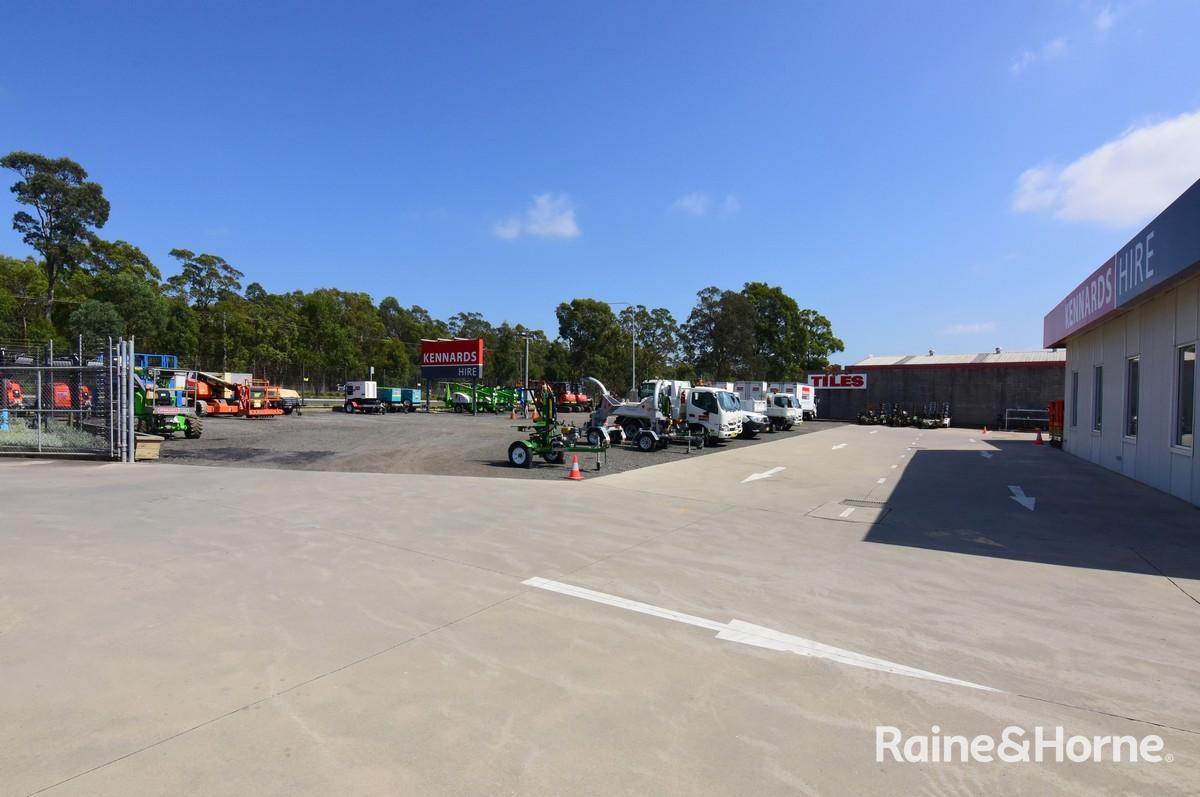 236 Princes Highway, South Nowra For Sale by Farmbuy.com - image 11