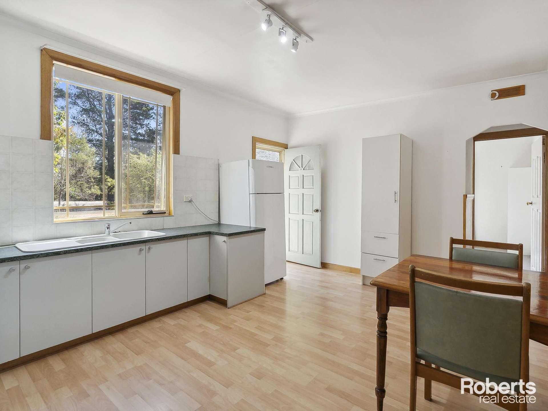 95 Dolphin Sands Road, Dolphin Sands For Sale by Farmbuy.com - image 13