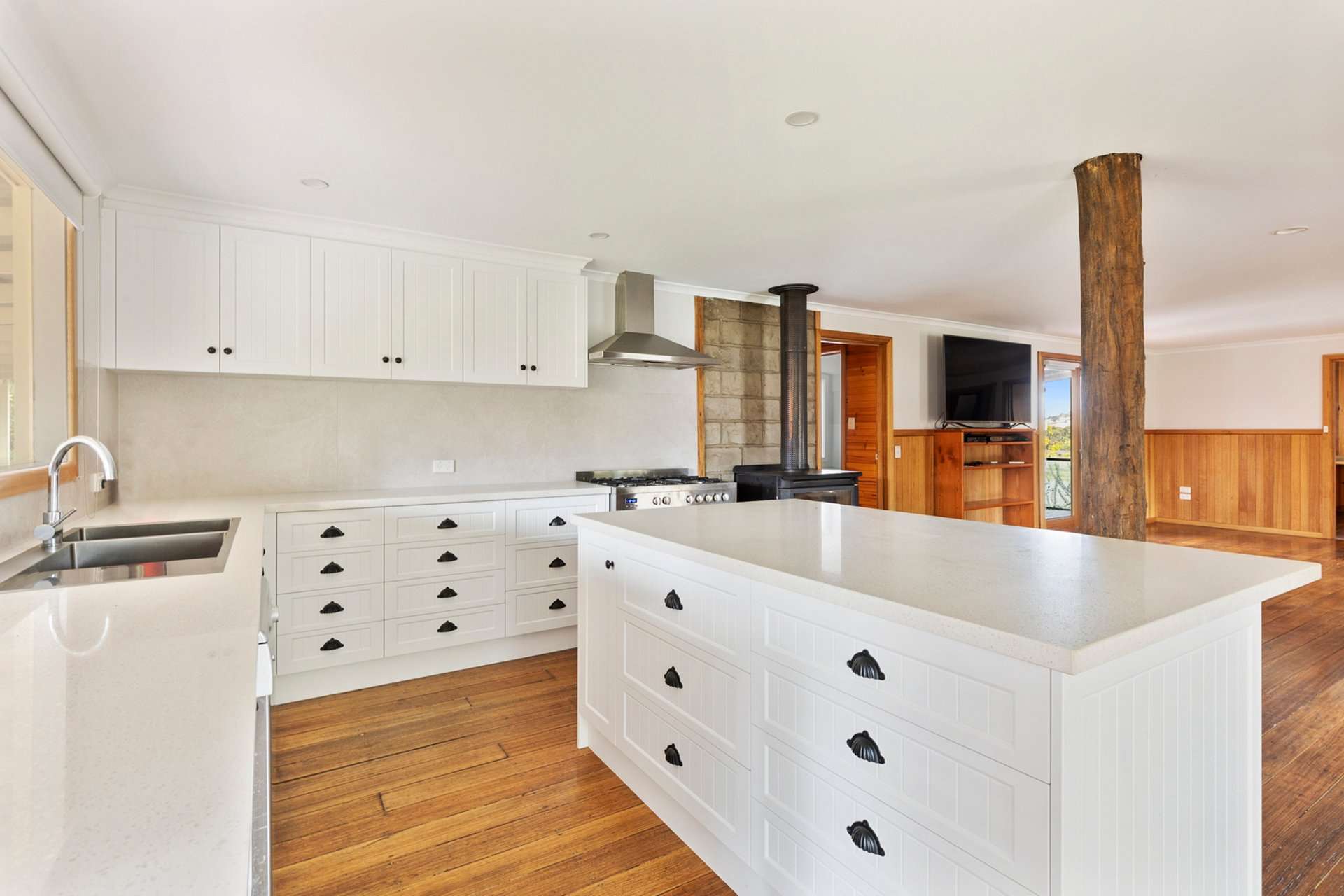 768 North Creek Road, Ancona For Sale by Farmbuy.com - image 9