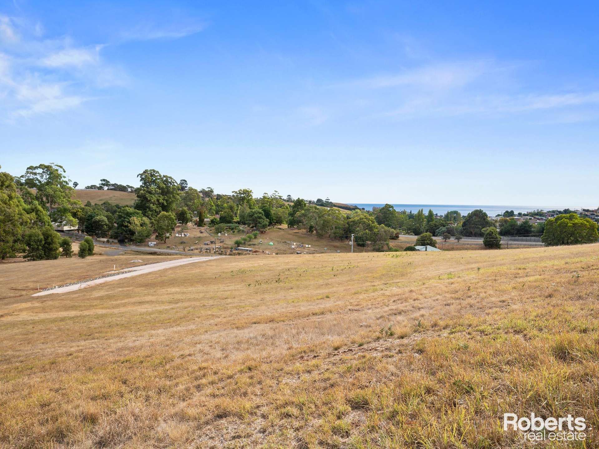 Penguin Heights - Lester Road, Penguin For Sale by Farmbuy.com - image 7