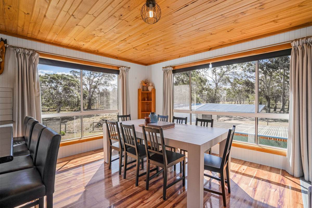 277 Cambria Drive, Dolphin Sands For Sale by Farmbuy.com - image 4