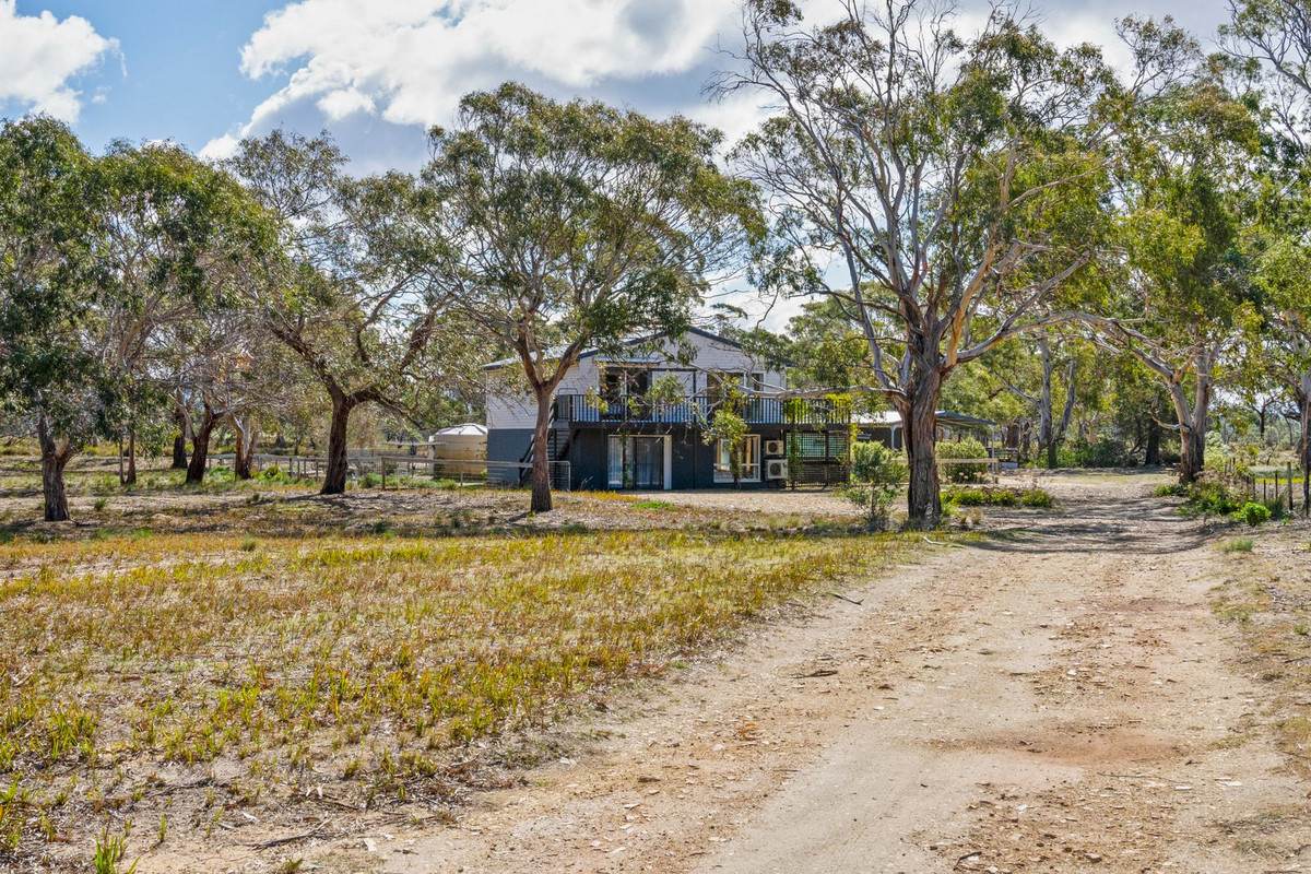 277 Cambria Drive, Dolphin Sands For Sale by Farmbuy.com - image 33