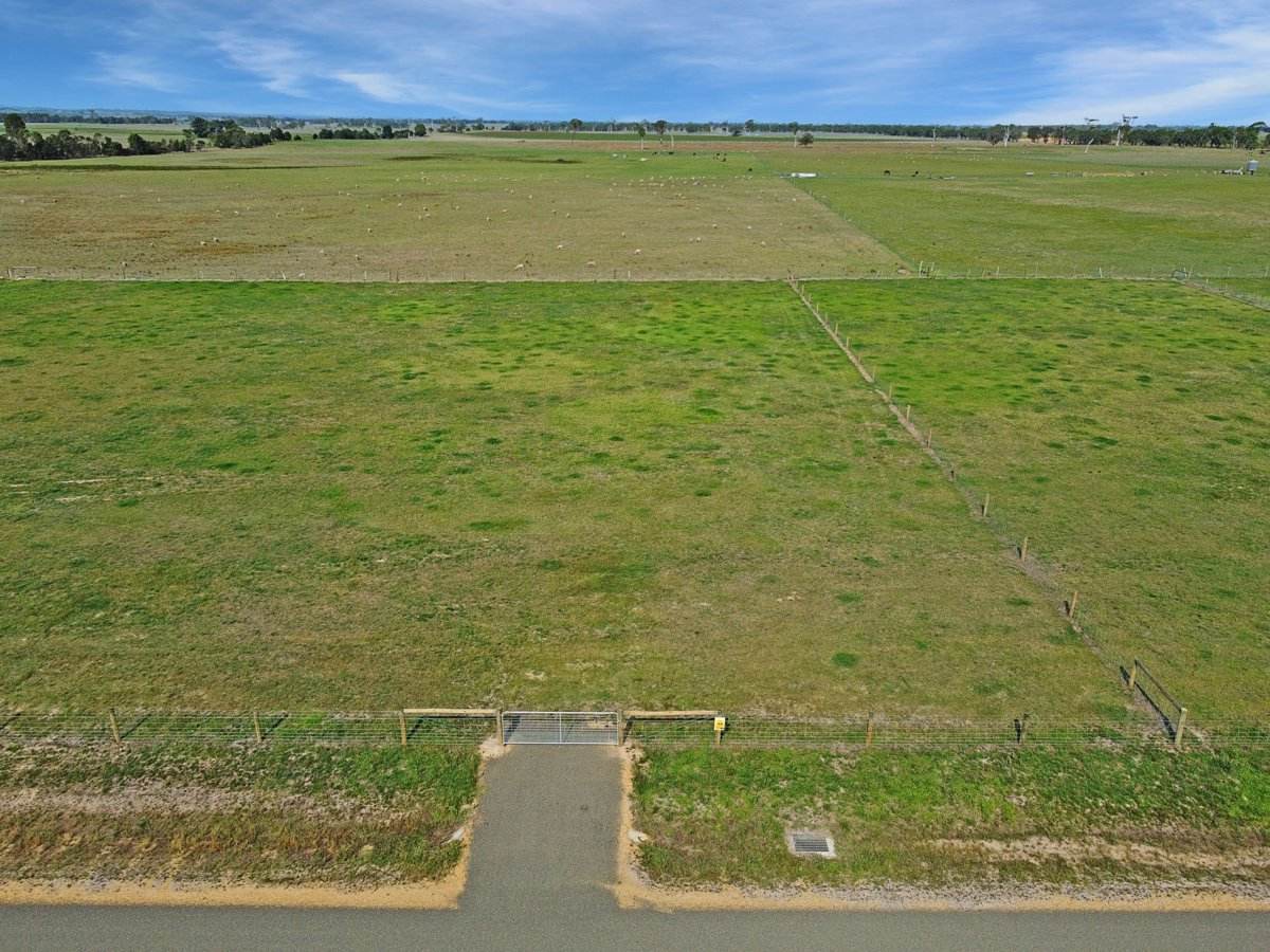 Lot 44, 73 Collins Street, Lindenow South Sold by Farmbuy.com - image 4