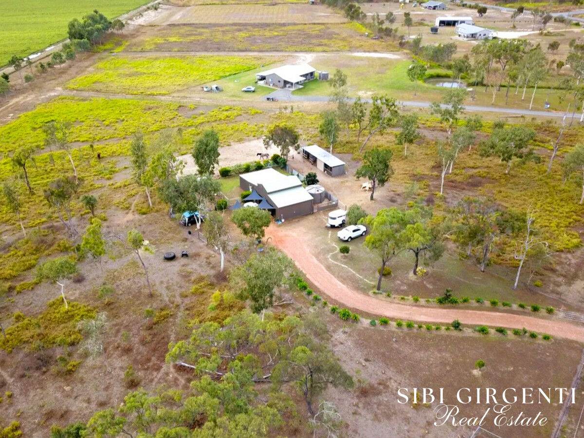 66 Macadamia Street, Arriga Sold by Farmbuy.com - image 2