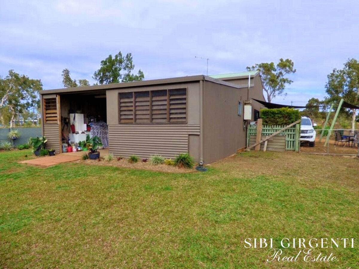 66 Macadamia Street, Arriga Sold by Farmbuy.com - image 10
