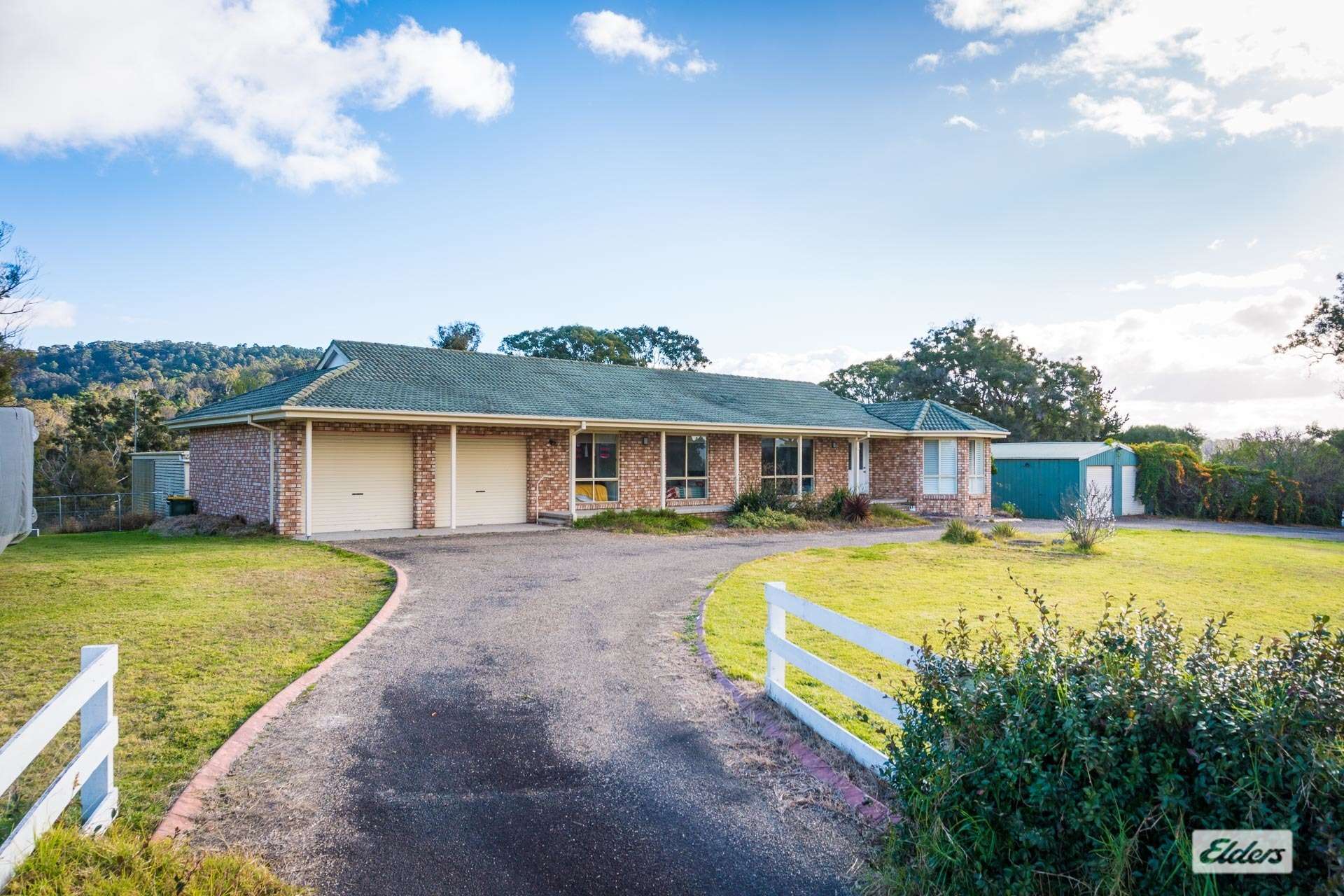 64 Mountview Close, Bega Sold by Farmbuy.com - image 3