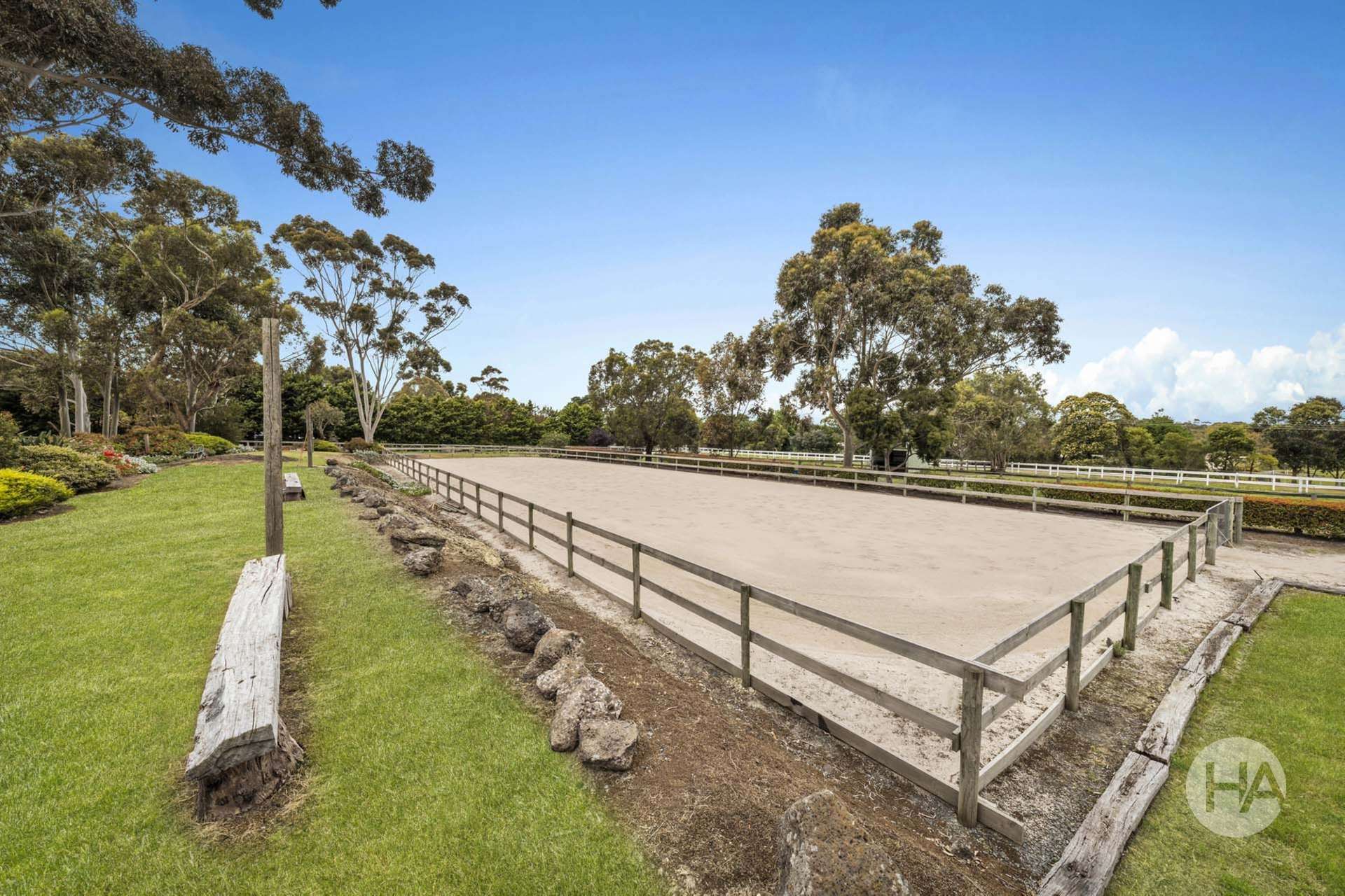 15 Oakhill Road East, Pearcedale Sold by Farmbuy.com - image 3