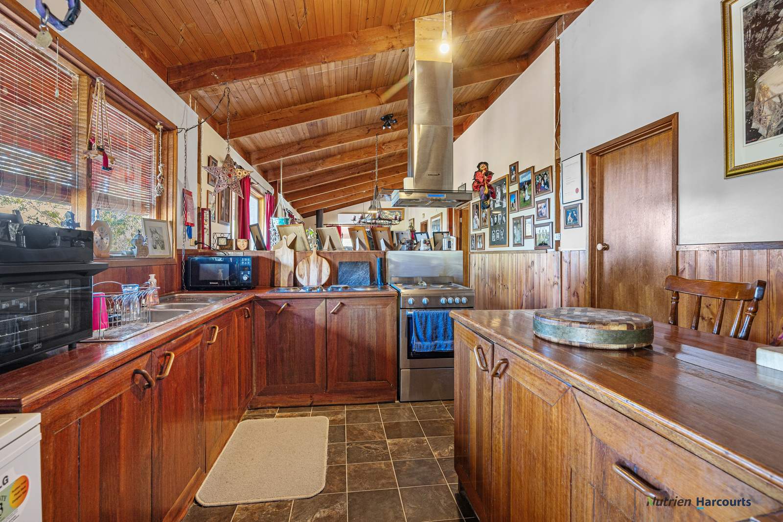 75 Yellow Box Ridge Road, Acheron For Sale by Farmbuy.com - image 3