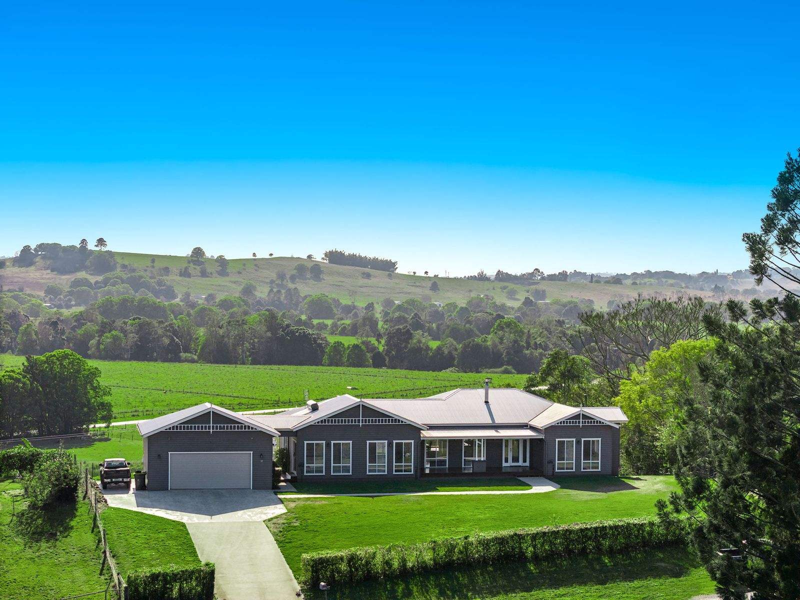 18 Richmond Hill Road, Richmond Hill Auction by Farmbuy.com - image 1