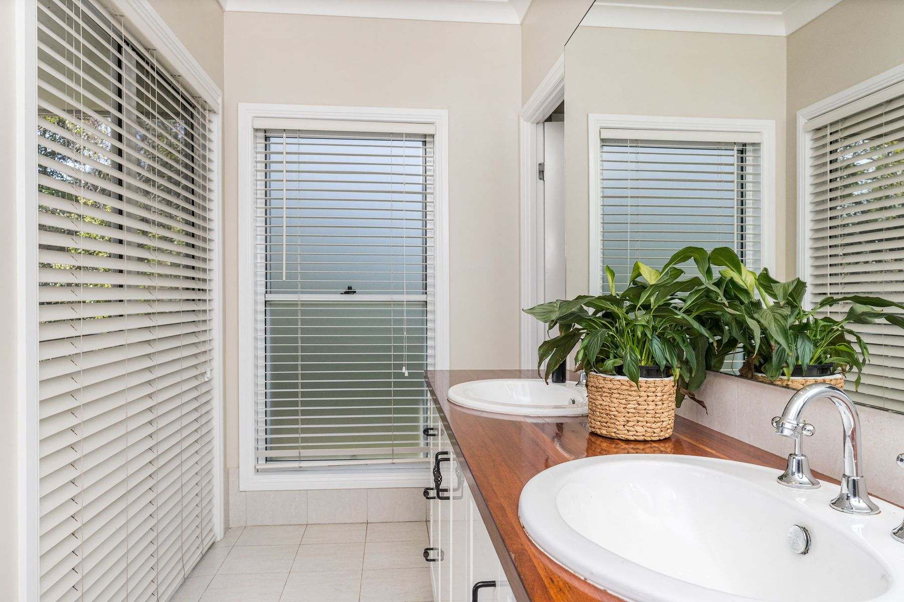 18 Richmond Hill Road, Richmond Hill Auction by Farmbuy.com - image 15