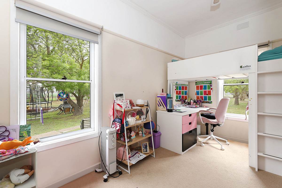 1047 Rokewood-Shelford Road, Shelford Sold by Farmbuy.com - image 18