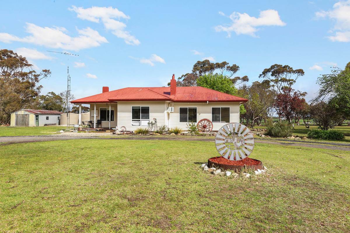 1047 Rokewood-Shelford Road, Shelford Sold by Farmbuy.com - image 11
