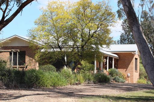 Farm For Sale - NSW - Inverell - 2360 - LIVE, LAUGH, LOVE at Triple L on 10 Pictersque Acres 