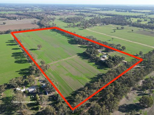 52 Sheehan Rd, Koonoomoo VIC 3644