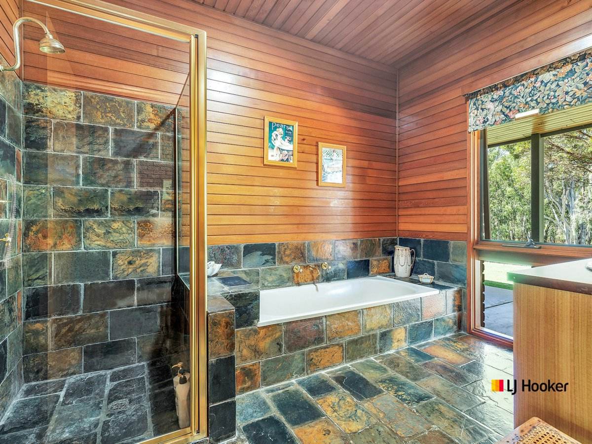 18 Clifton Street East, Mathoura For Sale by Farmbuy.com - image 16