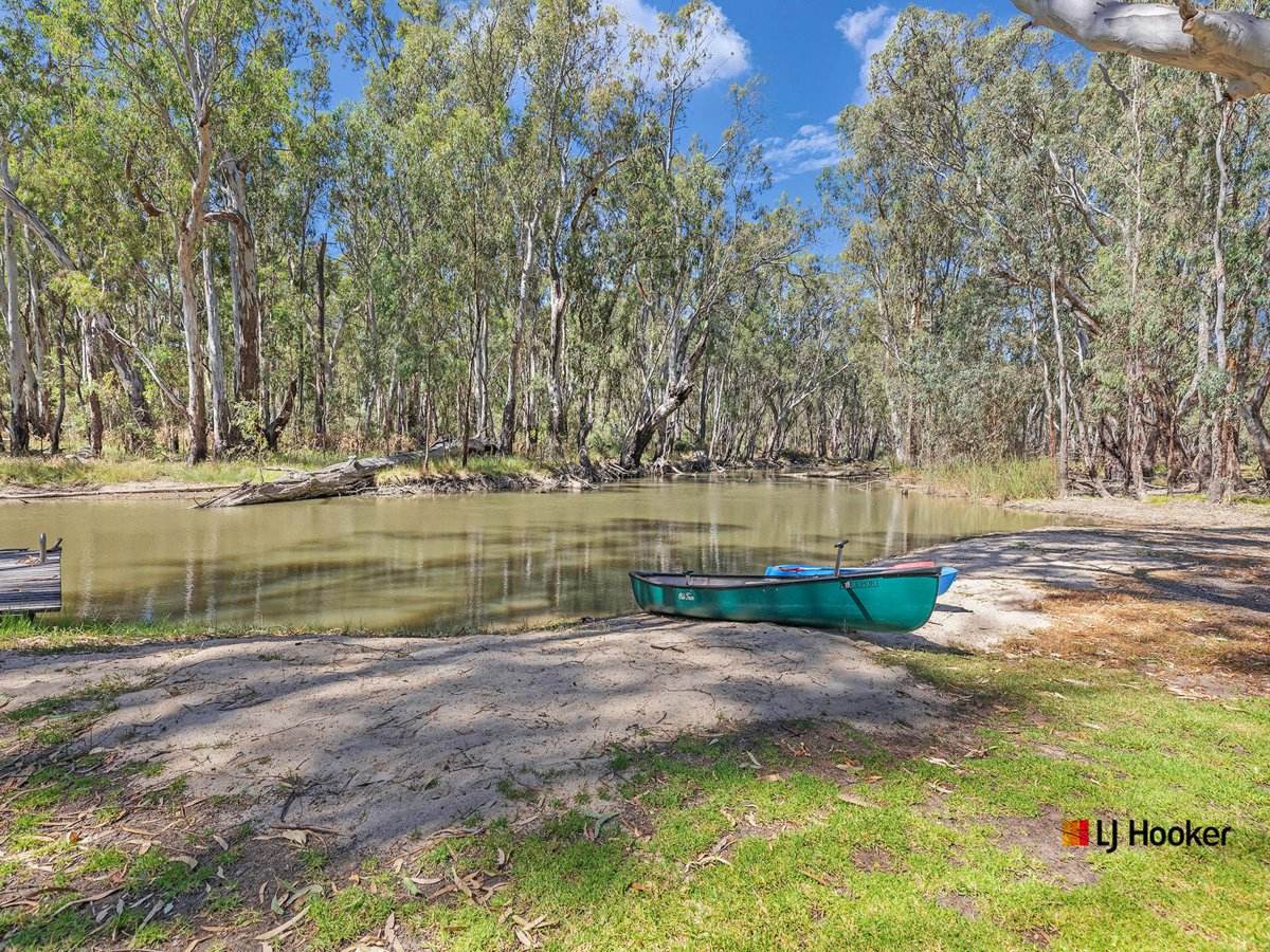 18 Clifton Street East, Mathoura For Sale by Farmbuy.com - image 21