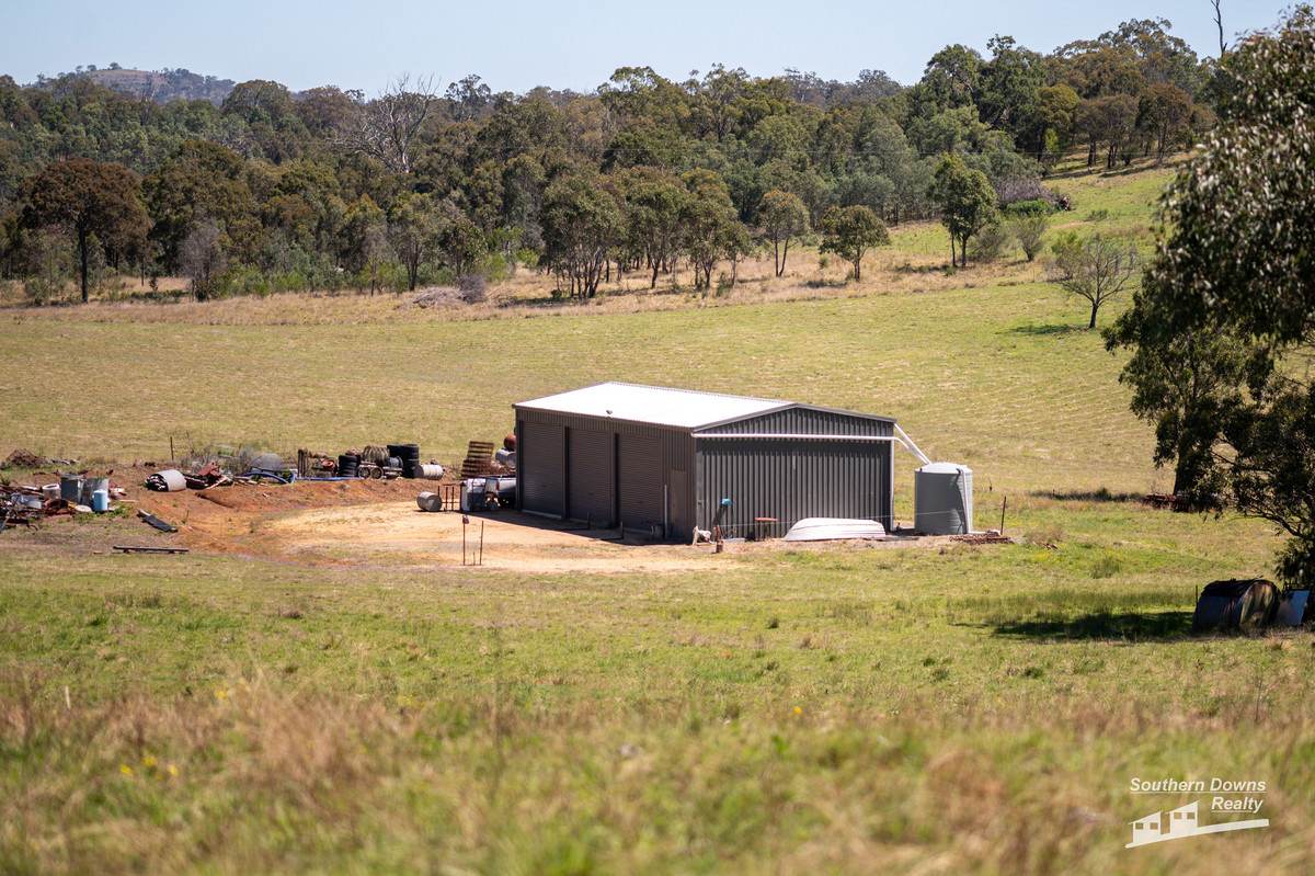 4 Browns Road, Dalveen For Sale by Farmbuy.com - image 26