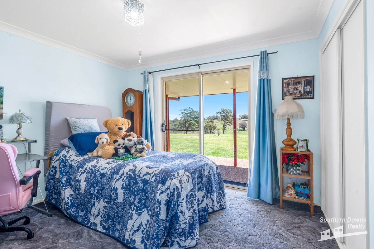 4 Browns Road, Dalveen For Sale by Farmbuy.com - image 14