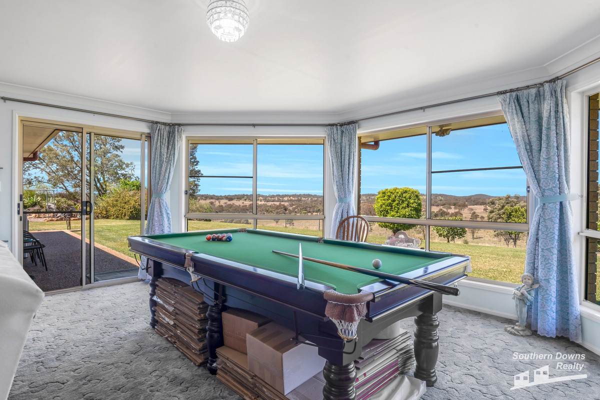 4 Browns Road, Dalveen For Sale by Farmbuy.com - image 5