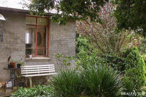 Farm For Sale - VIC - Healesville - 3777 - Premium Small Acreage Close to Healesville Main Street! 