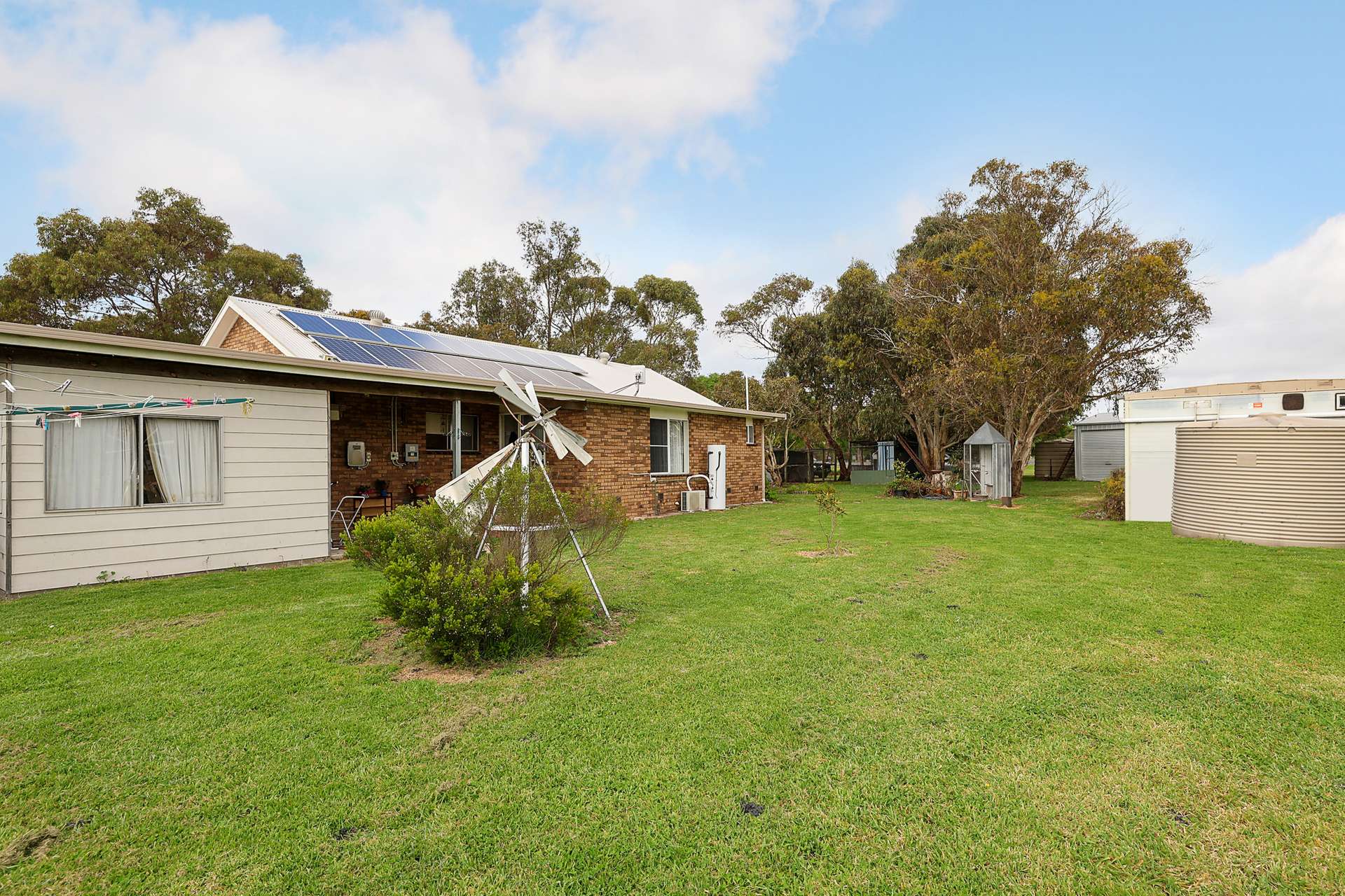 1026 Hamilton Highway, Derrinallum For Sale by Farmbuy.com - image 16