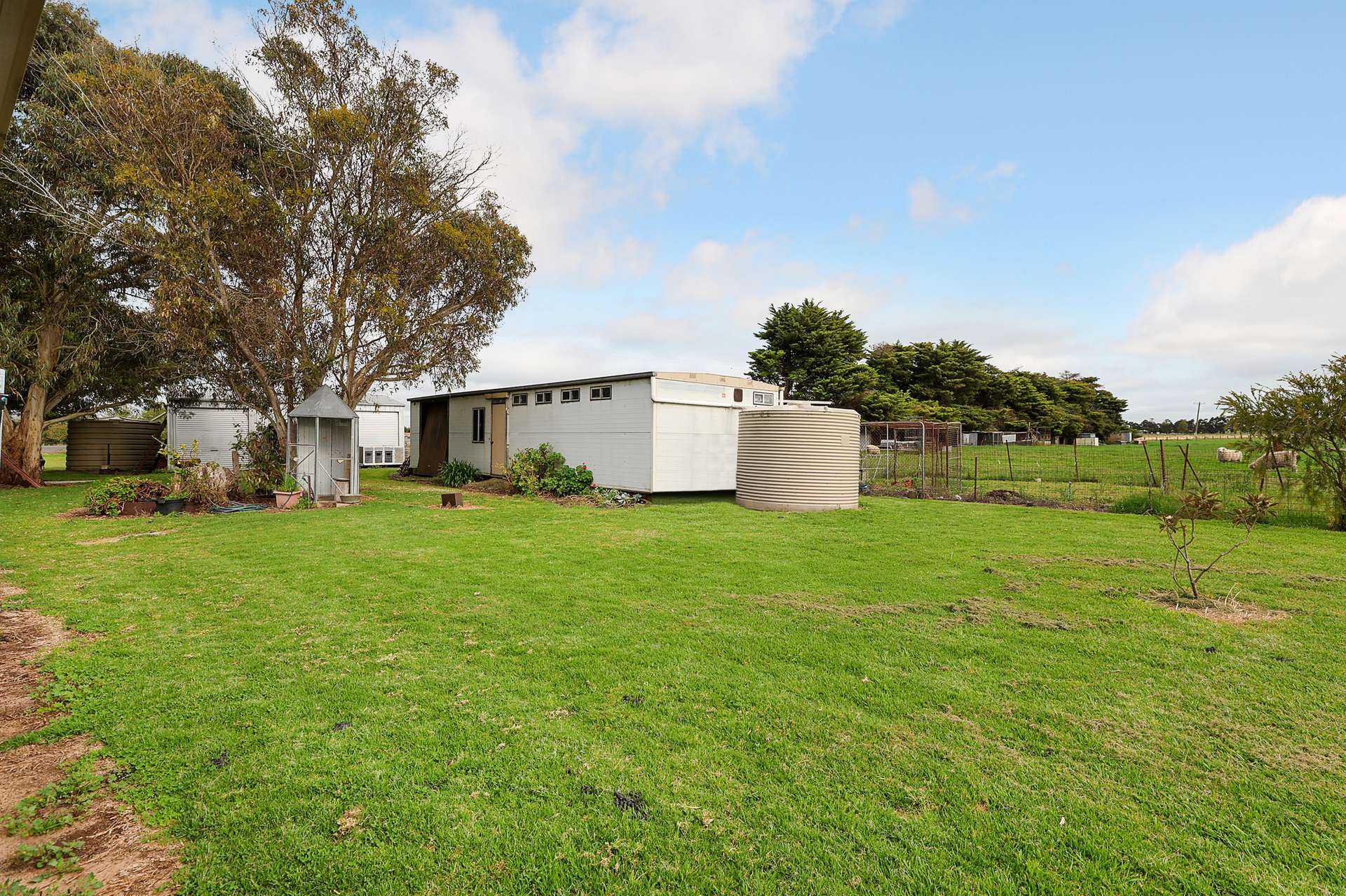 1026 Hamilton Highway, Derrinallum For Sale by Farmbuy.com - image 15