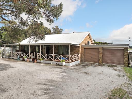Farm For Sale - VIC - Derrinallum - 3325 - Discover Your Dream Lifestyle 