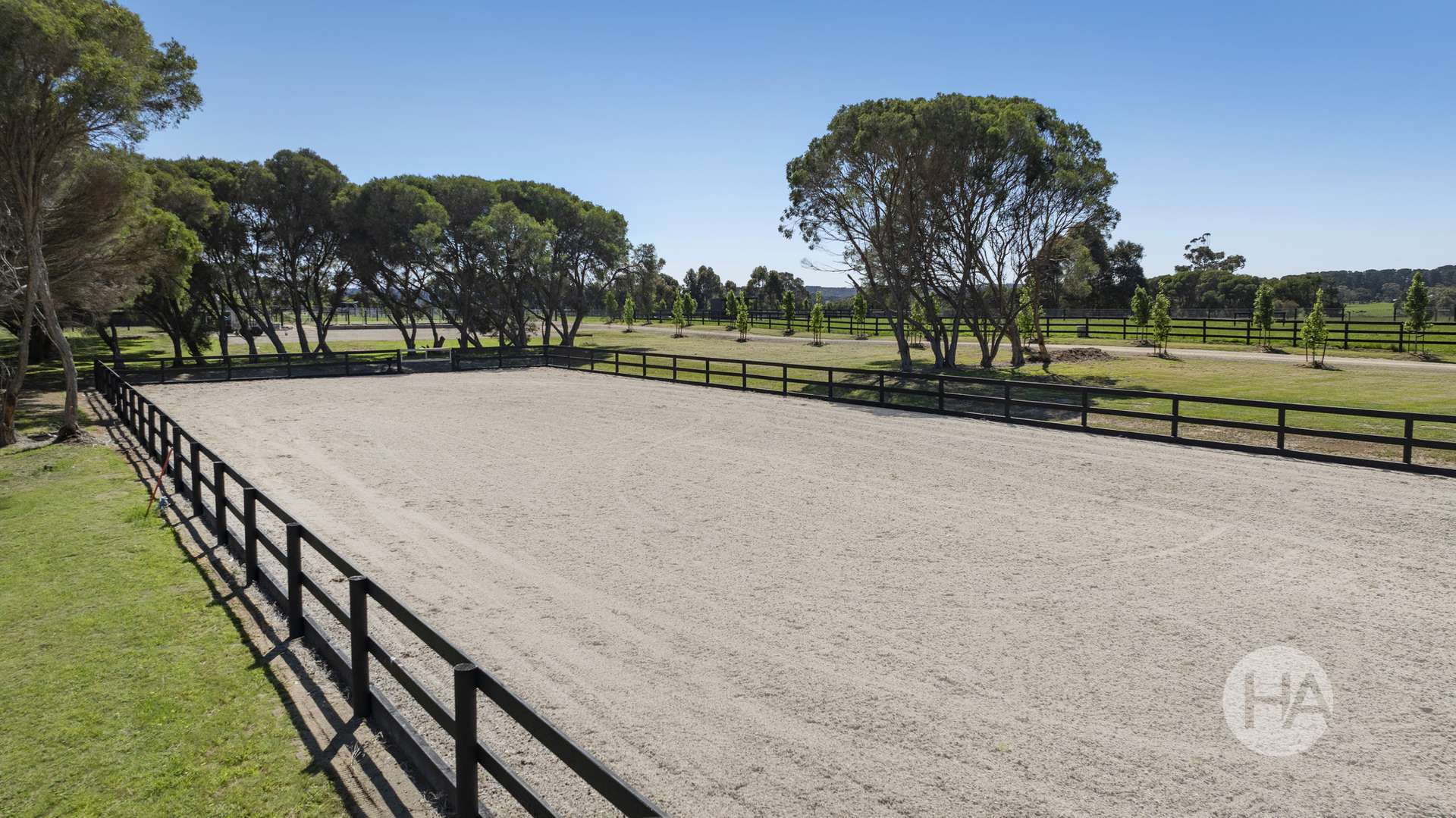 91 Stumpy Gully Road, Balnarring For Sale by Farmbuy.com - image 11