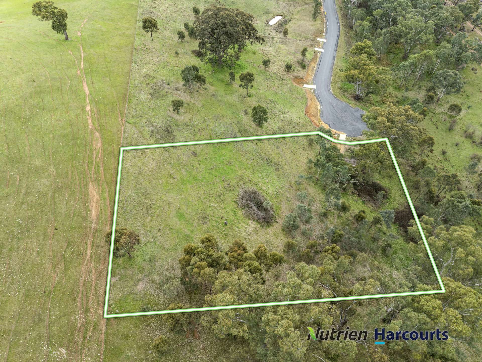 84 Moyle Street, Yea For Sale by Farmbuy.com - image 4