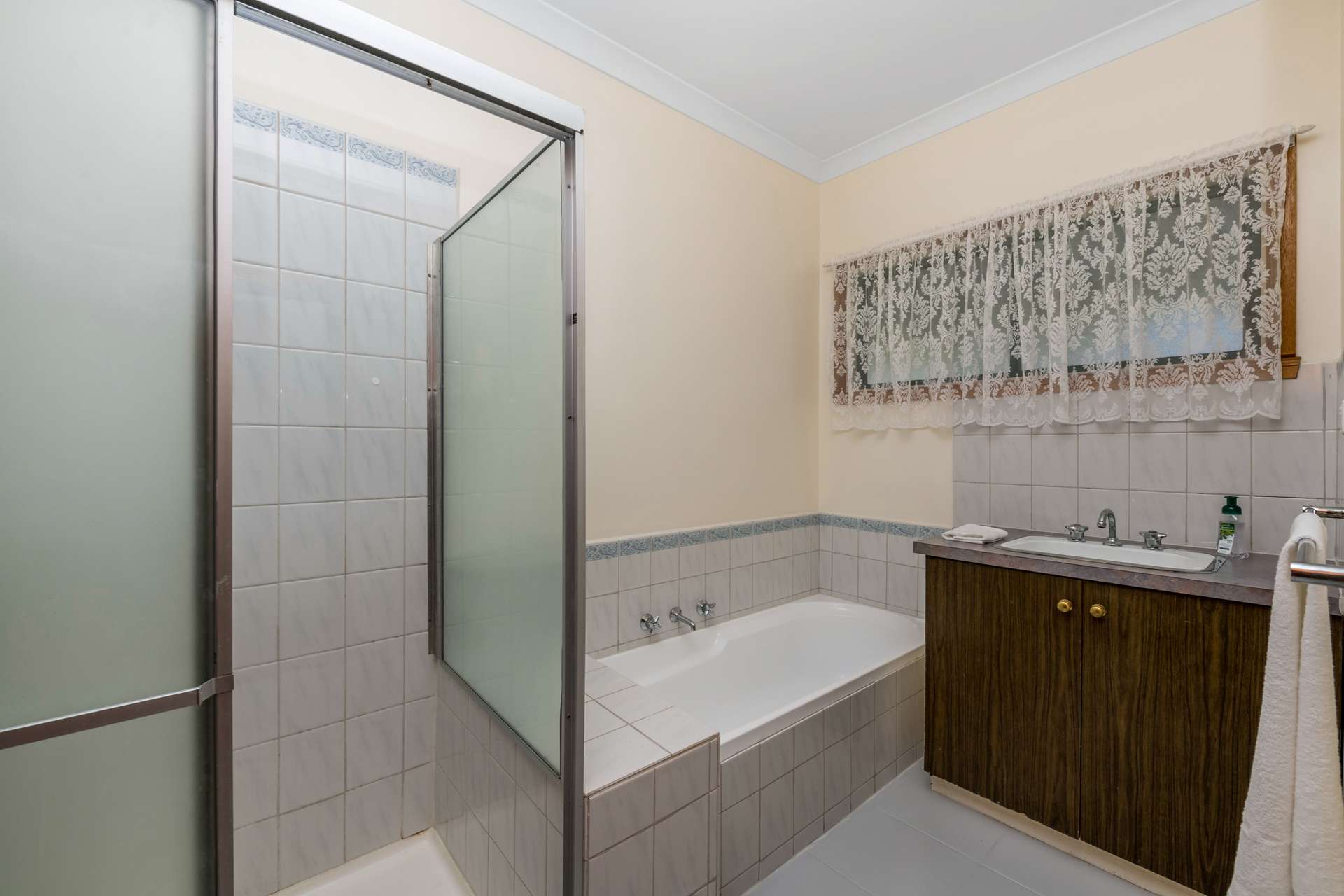 111 Doolan Crescent, Heathcote Sold by Farmbuy.com - image 12