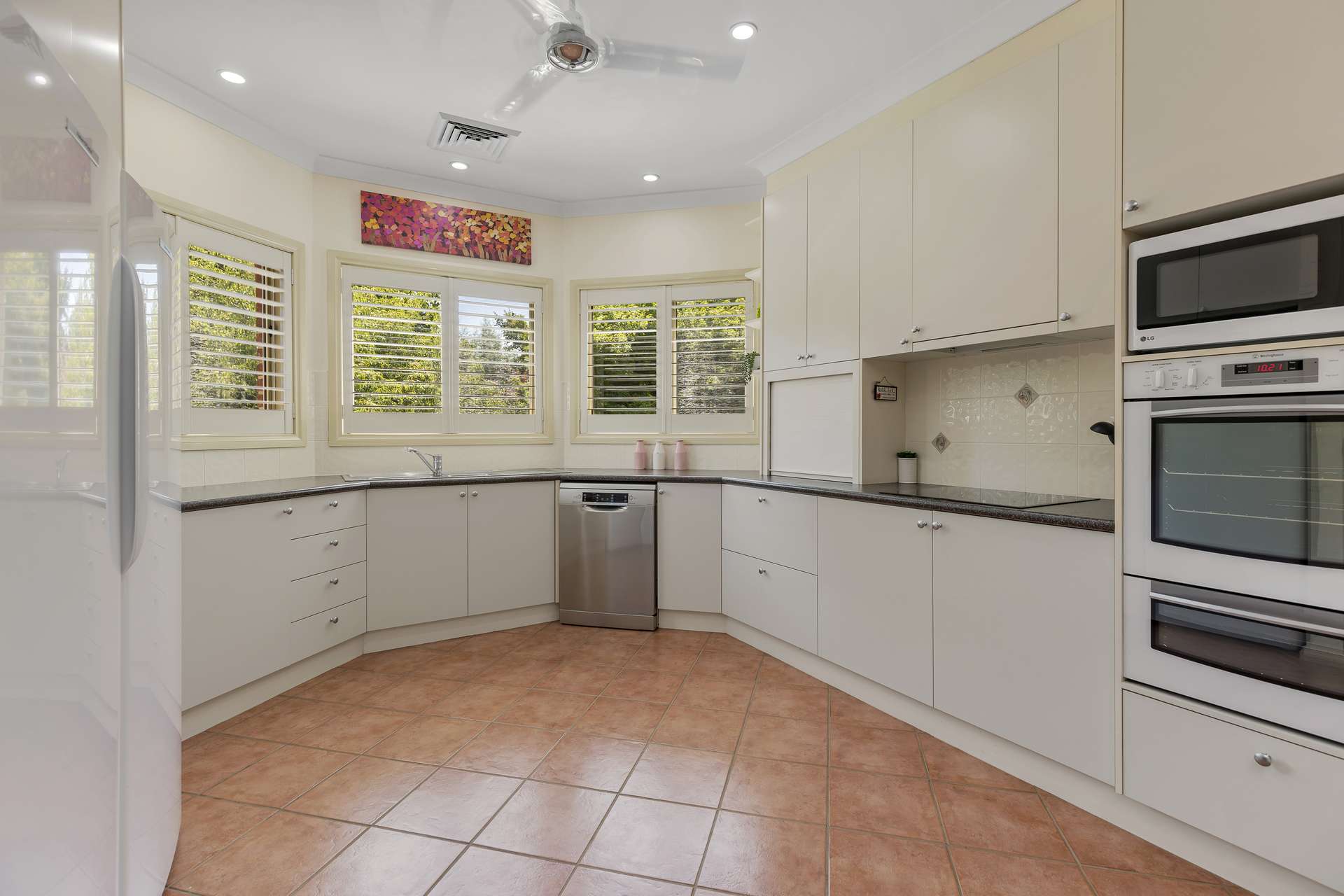 213 Punch Street, Gundagai For Sale by Farmbuy.com - image 7