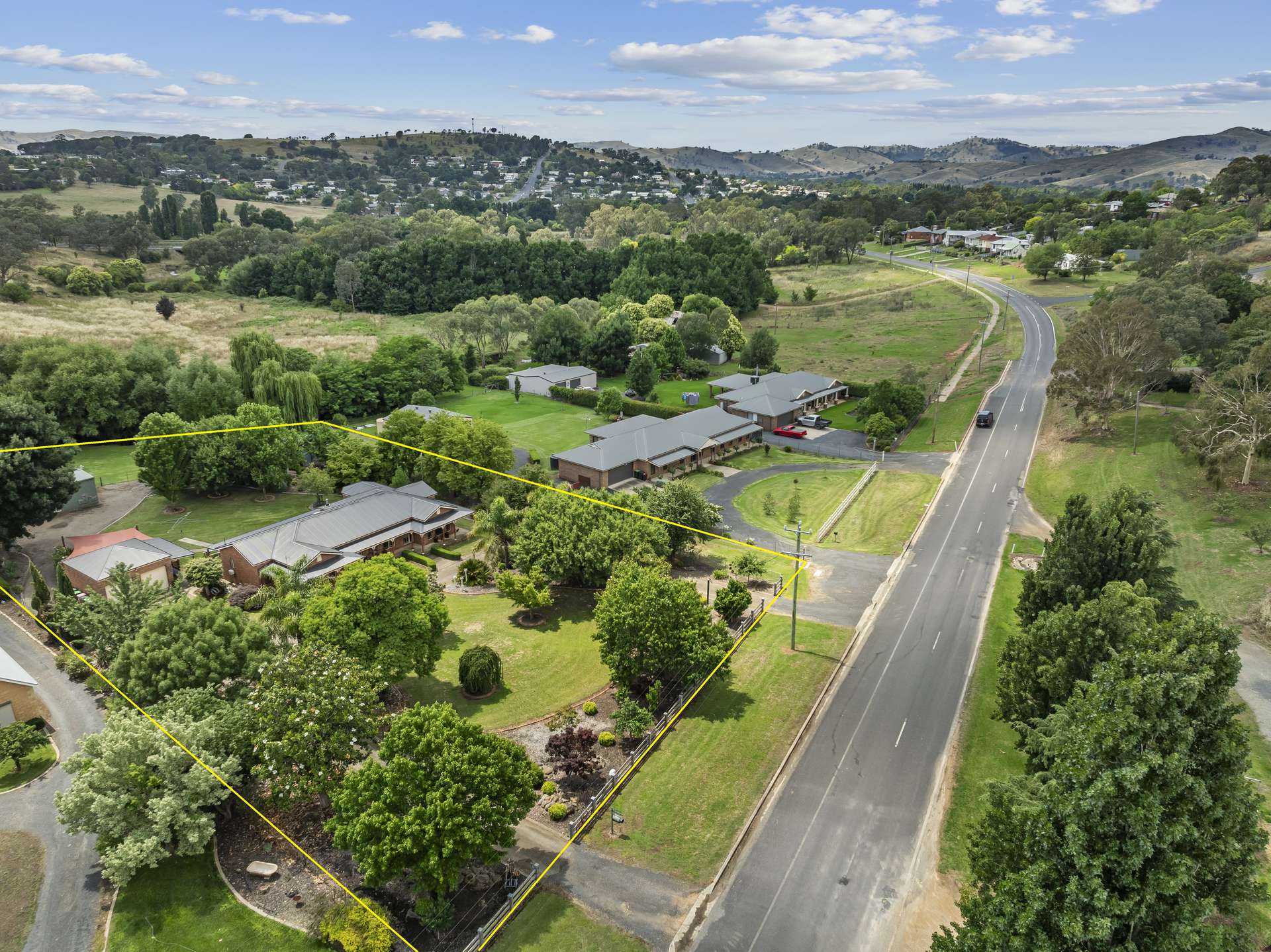 213 Punch Street, Gundagai For Sale by Farmbuy.com - image 35