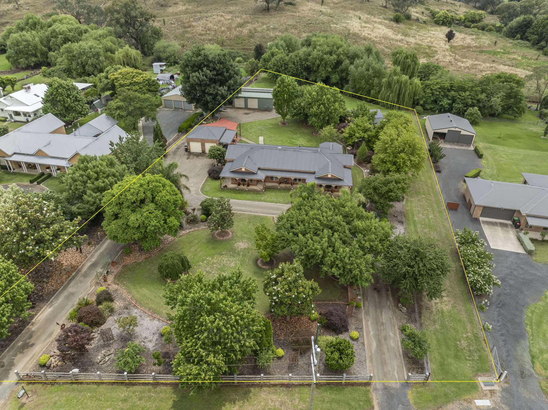 213 Punch Street, Gundagai For Sale by Farmbuy.com - image 35