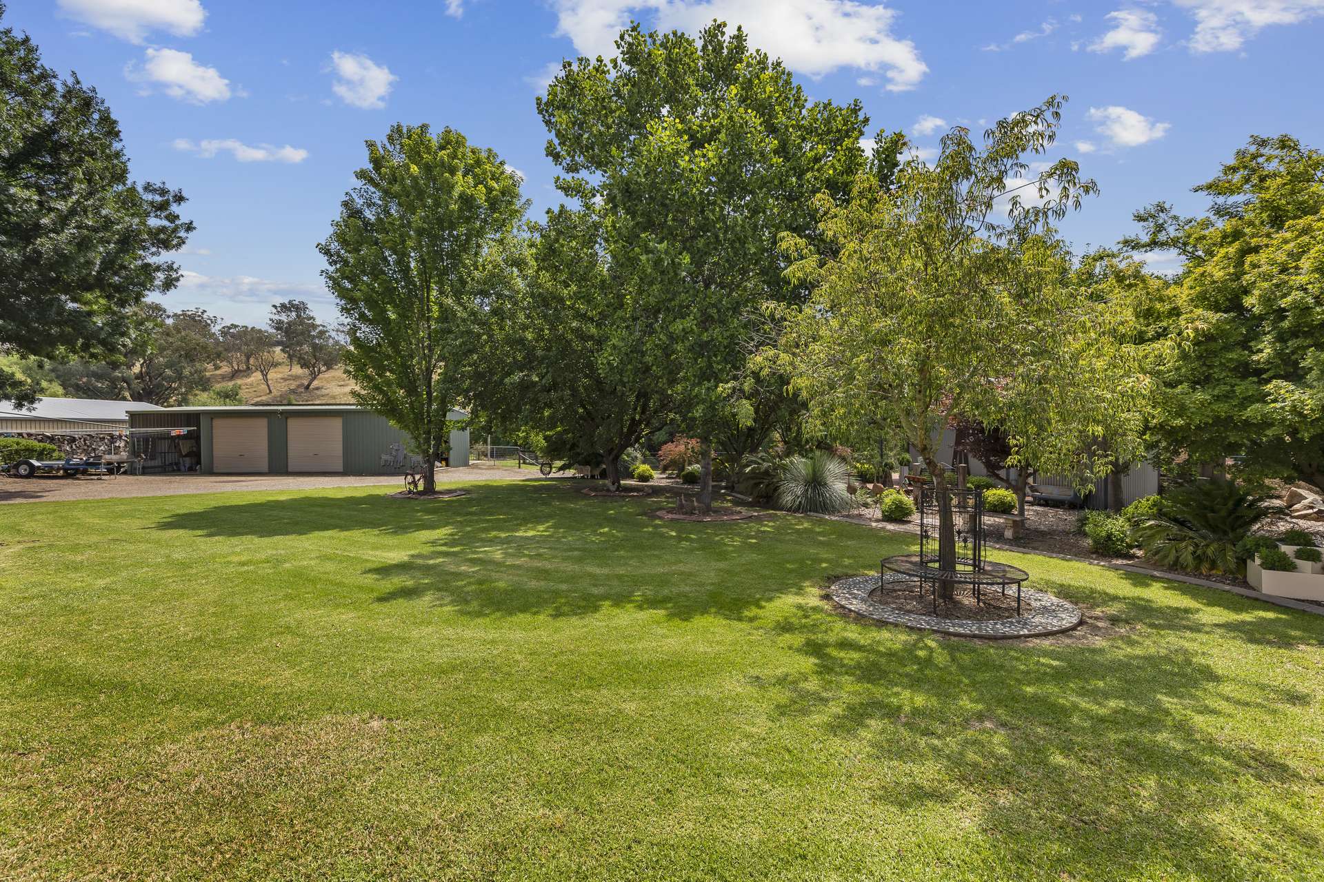 213 Punch Street, Gundagai For Sale by Farmbuy.com - image 31