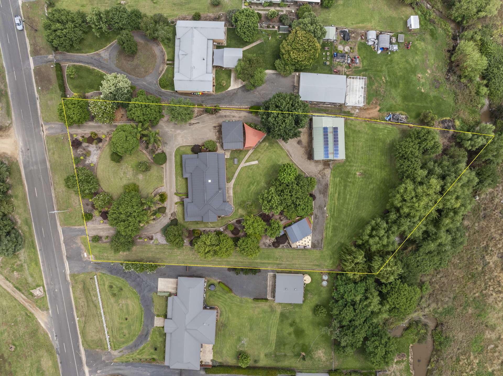 213 Punch Street, Gundagai For Sale by Farmbuy.com - image 34