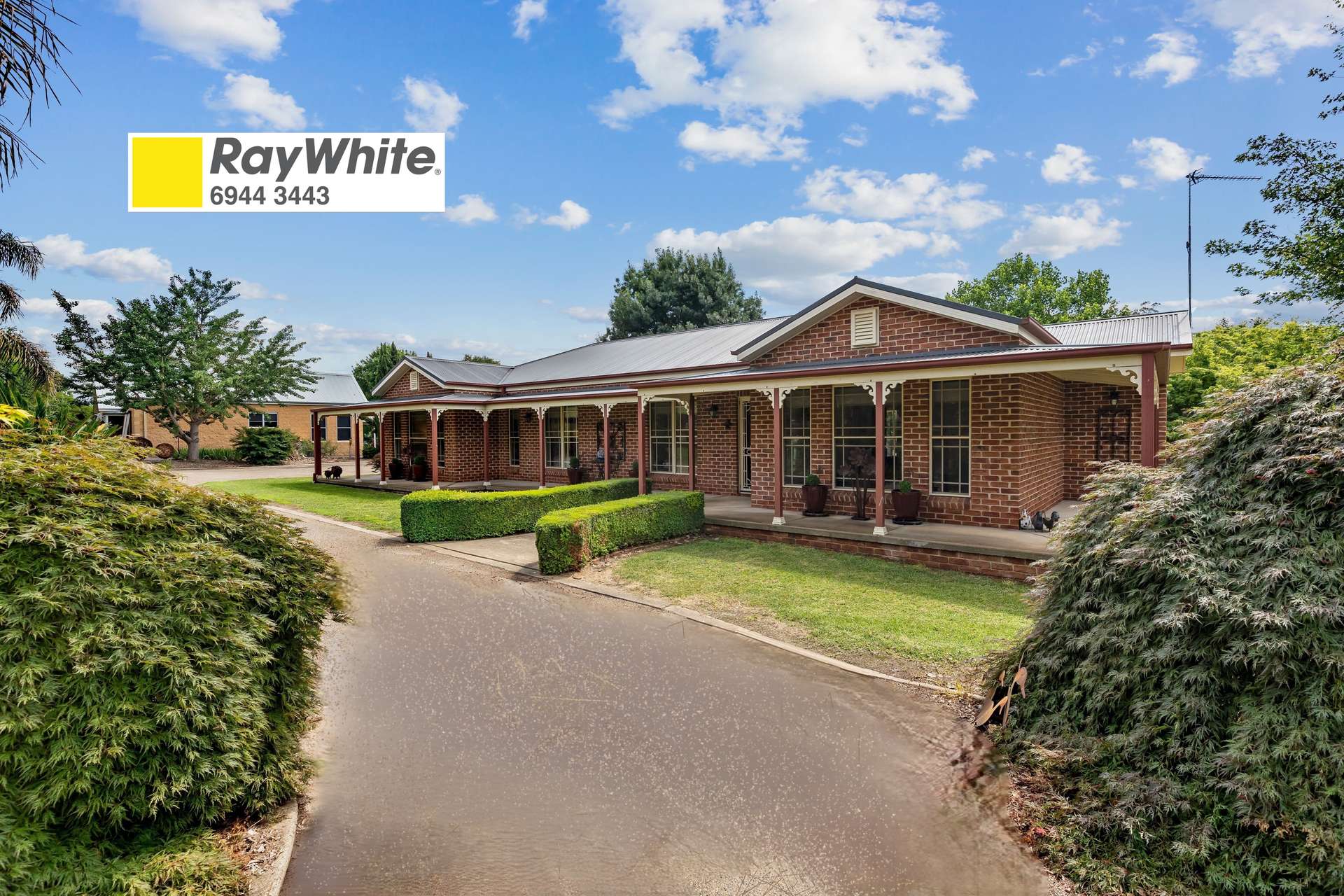 213 Punch Street, Gundagai For Sale by Farmbuy.com - image 1
