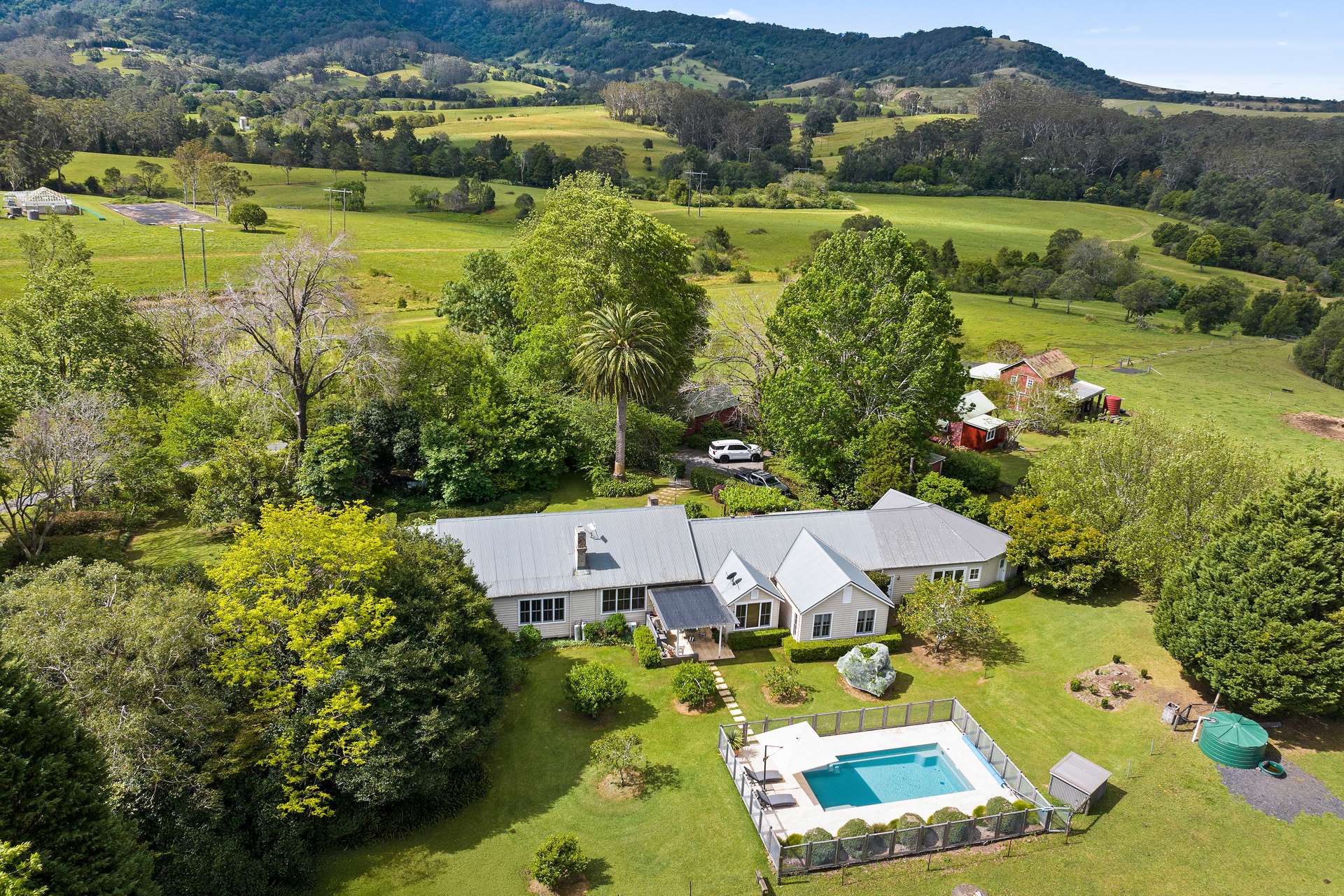 2 Broughton Vale Road, Broughton Vale Sold by Farmbuy.com - image 1