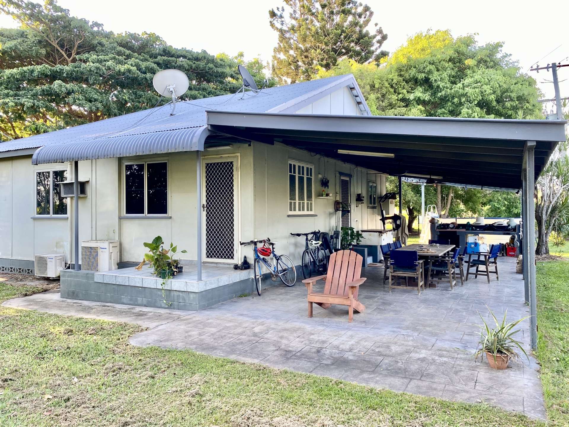 5806 Ayr Dalbeg  Road, Millaroo For Sale by Farmbuy.com - image 2